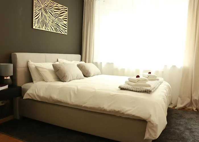Am City Apartment 24H Self-Check-In, Free Parking, U-Bahn 350M, Netflix